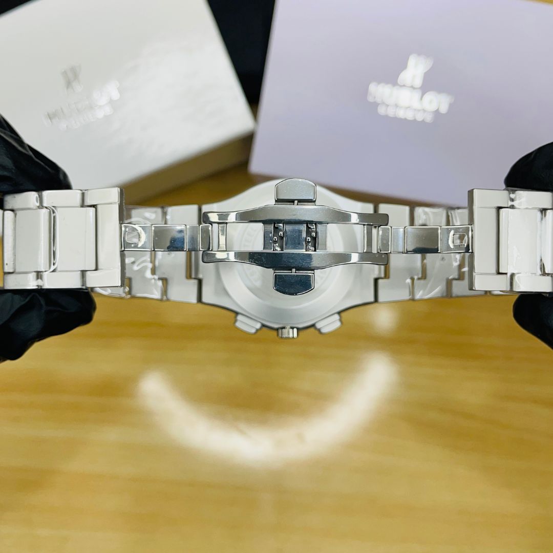 HB Premium Watch - Luxury Silver Matte Chain - Black Dial