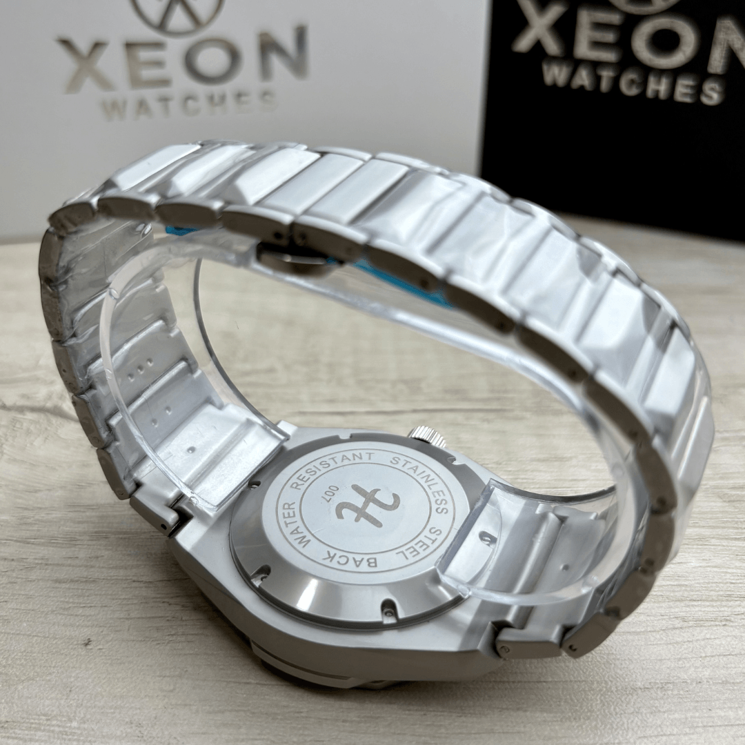 Hublot Premium Skeleton Watch - Luxury Diamond Cut Chain - Metallic Grey Dial