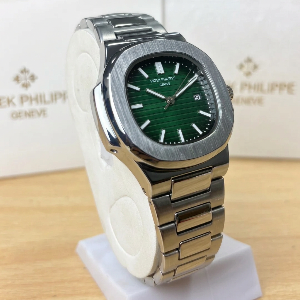 PP Nautilus - Stainless Steel - Green Dial