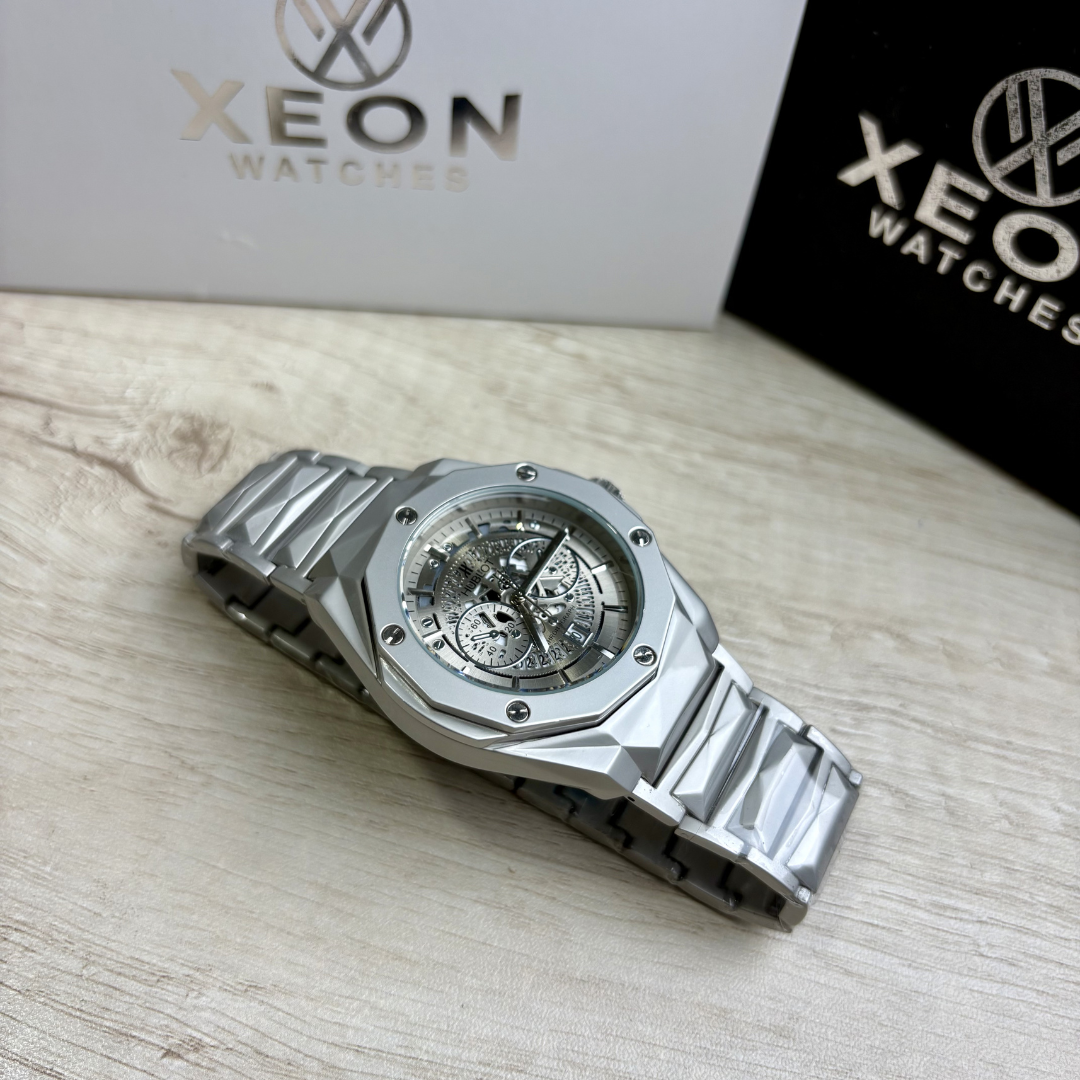 Hublot Premium Skeleton Watch - Luxury Diamond Cut Chain - Metallic Grey Dial