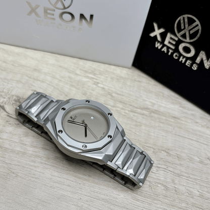 Hublot Premium Plain Dial Watch - Luxury Diamond Cut Chain - Silver beige Dial