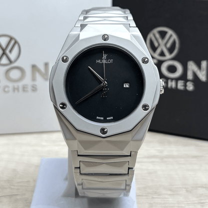 Hublot Premium Plain Dial Watch - Luxury Diamond Cut Chain - Black Dial