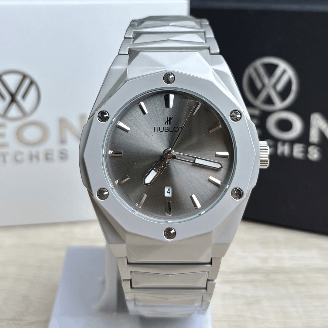 Hublot Premium Watch - Luxury Diamond Cut Chain - Metallic Grey Dial