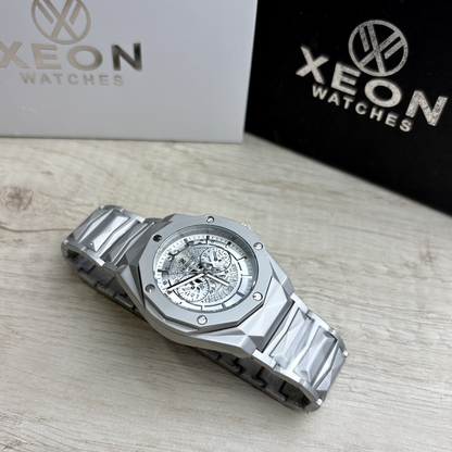 Hublot Premium Skeleton Watch - Luxury Diamond Cut Chain - Silver Dial